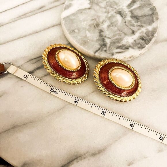Vintage Large Faux Pearl Earrings-Clip On, Oval Cabochon, Rust Red Gold Toned - Picture 6 of 7